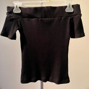 Wilfred Artizia Off the shoulder Top